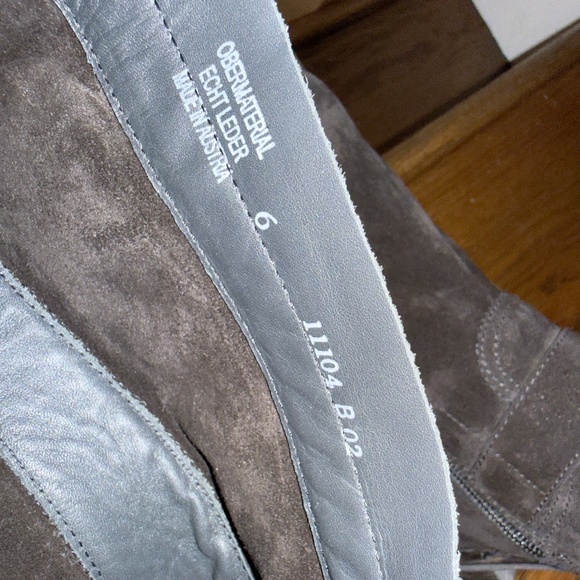 Paul Green Adison Boots Black Suede au 6 / us 8.5 NWOT - Picture 8 of 15